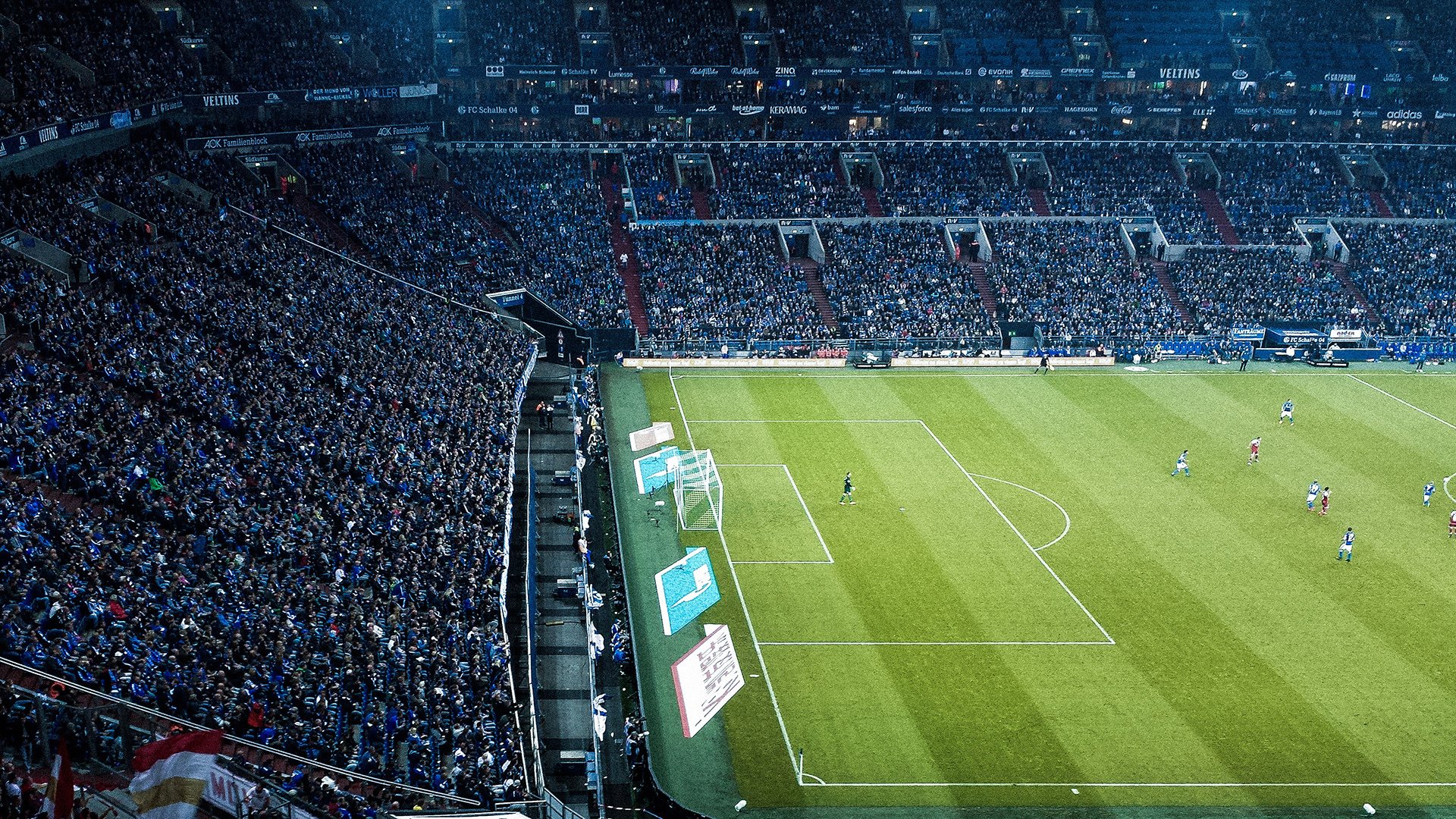 曼城成功晋级欧洲冠军联赛下一轮,曼城欧冠比赛时间