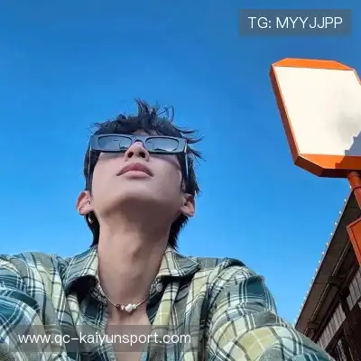滑凤默